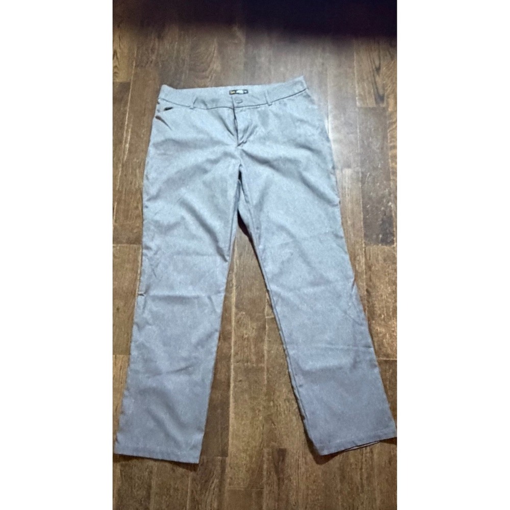 Women's Lee Wrinkle Free Pants. Straight leg Gray. Size 12 Short. Relax Fit